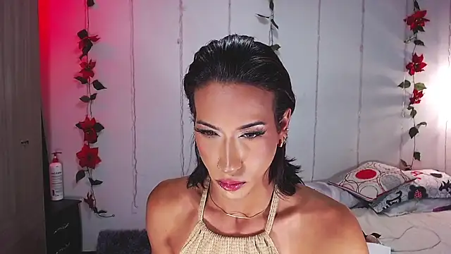 Snapshot of Kenisha_Sweet chatting on January 12, 2025, 9:51 pm Kenisha Sweet online show from January 12, 2025, 9:51 pm