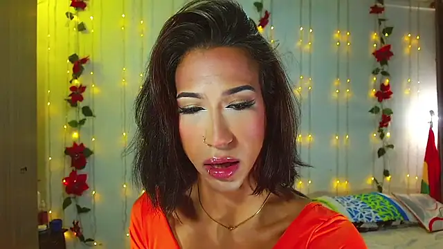 Snapshot of Kenisha_Sweet chatting on January 24, 2025, 12:41 pm Kenisha Sweet online show from January 24, 2025, 12:41 pm