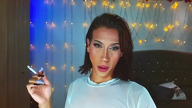 Snapshot of Kenisha_Sweet chatting on February 1, 2025, 3:41 am Kenisha Sweet online show from February 1, 2025, 3:41 am