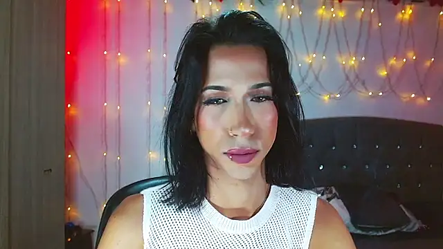 Snapshot of Kenisha_Sweet chatting on March 8, 2025, 1:03 pm Kenisha Sweet online show from March 8, 2025, 1:03 pm