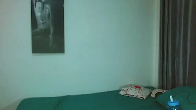 Snapshot of Kenisha_Sweet chatting on November 1, 2025, 11:51 pm Kenisha Sweet online show from November 1, 2025, 11:51 pm