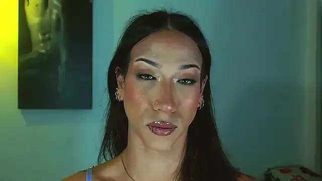 Snapshot of Kenisha_Sweet chatting on December 5, 2025, 6:48 pm Kenisha Sweet online show from December 5, 2025, 6:48 pm