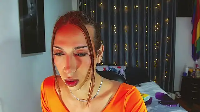 Kenisha Sweet online show from April 9, 2026, 11:32 pm