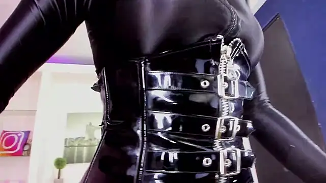 lala angel online show from February 11, 2025, 7:59 pm