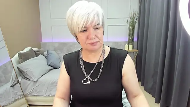 CarmenSoft online show from January 10, 2025, 11:39 pm