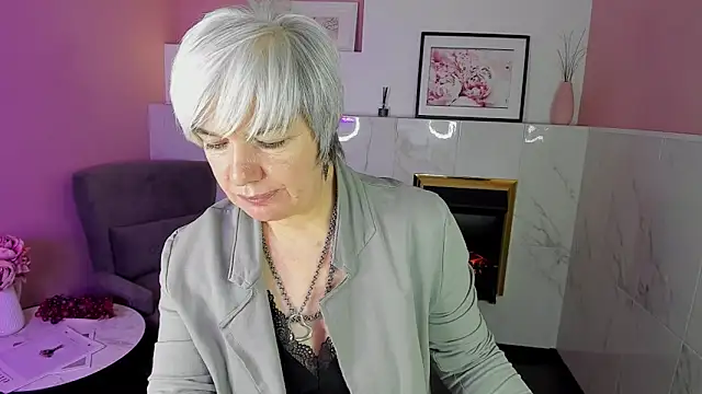 CarmenSoft online show from January 20, 2025, 12:04 am