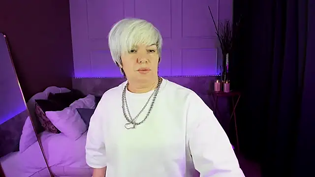 CarmenSoft online show from January 20, 2025, 9:11 pm