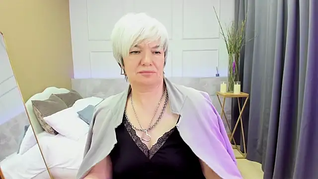 CarmenSoft online show from January 21, 2025, 7:37 am