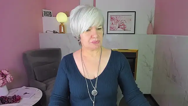 CarmenSoft online show from February 5, 2025, 8:57 pm