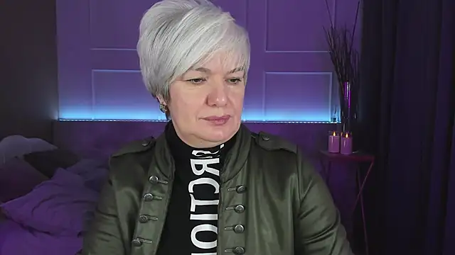 CarmenSoft online show from February 22, 2025, 8:53 pm