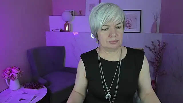 CarmenSoft online show from March 18, 2025, 12:16 am