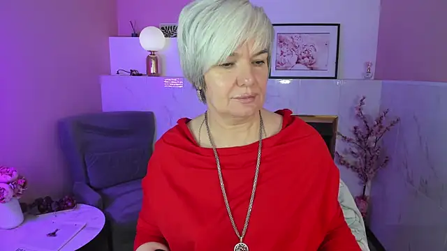 CarmenSoft online show from September 12, 2025, 8:53 pm