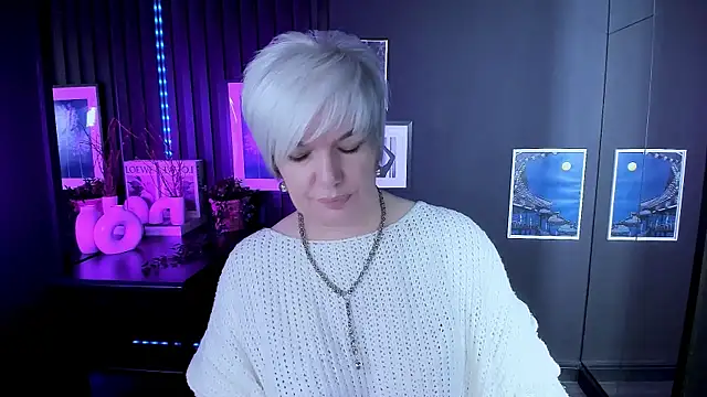 CarmenSoft online show from March 13, 2026, 8:26 pm