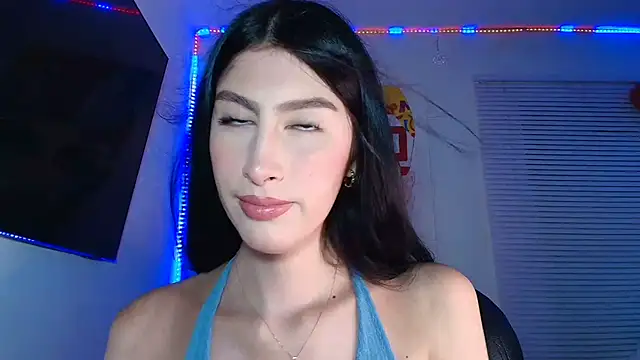 valeria gonzales  online show from April 16, 2026, 2:01 am