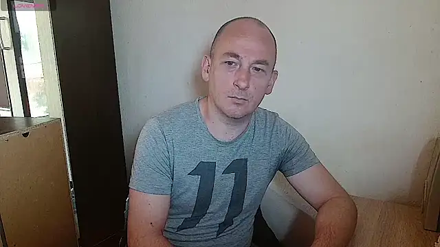 Snapshot of Johan___Barker chatting on April 28, 2026, 10:42 am Johan Barker online show from April 28, 2026, 10:42 am