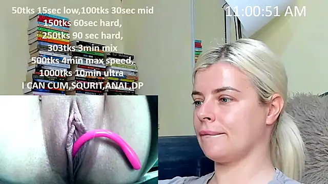 queenofthenighttt online show from April 17, 2026, 9:01 am