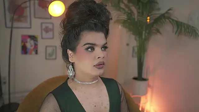 artechloe online show from November 23, 2025, 5:13 pm