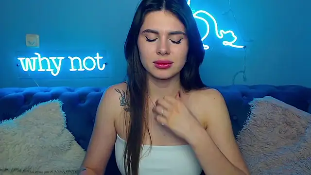 ViollinaLove online show from February 7, 2026, 6:00 pm