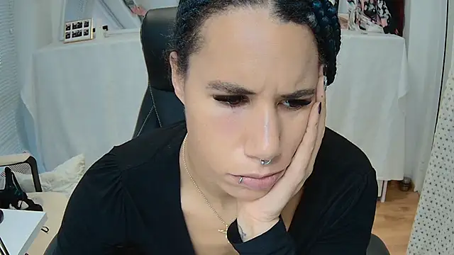 AaliyahHarris online show from December 21, 2024, 1:42 pm