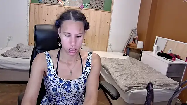 Snapshot of AaliyahHarris chatting on June 11, 2026, 8:07 pm AaliyahHarris online show from June 11, 2026, 8:07 pm