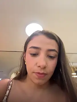 Hall 16 online show from December 2, 2025, 8:15 pm