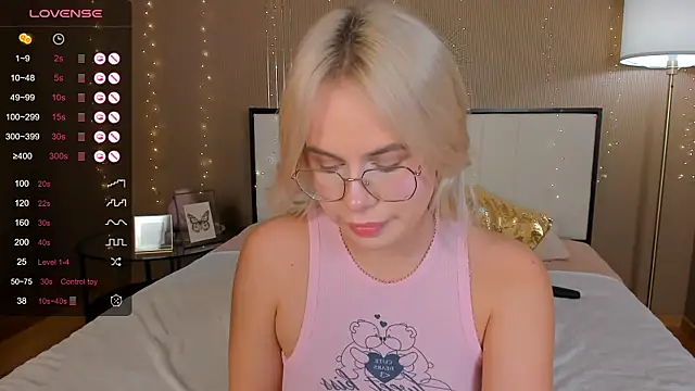 bellatip online show from January 31, 2025, 3:52 am