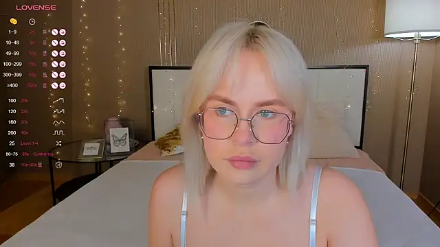 bellatip online show from October 30, 2025, 12:45 am