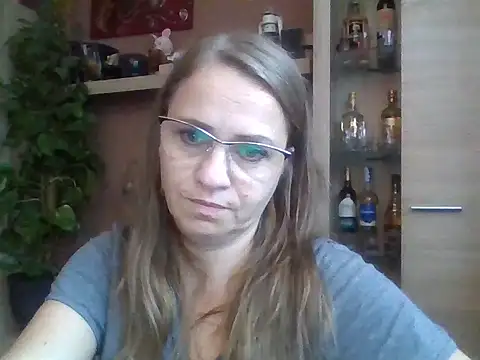 Blonikicia online show from November 27, 2025, 11:12 am