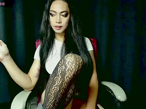 XXsexylongcockXX online show from December 19, 2025, 11:45 pm