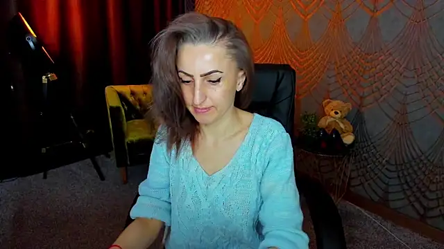 Rebecca Diamond online show from April 22, 2026, 5:21 am