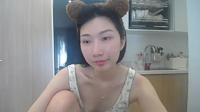 Asiagirll online show from July 13, 2026, 12:57 am