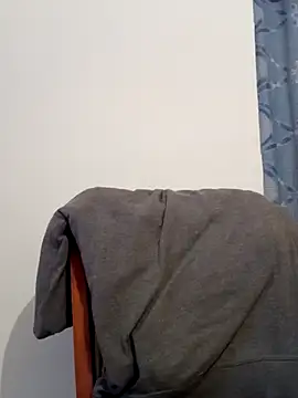 Rolandxxxr online show from January 1, 2025, 2:42 pm