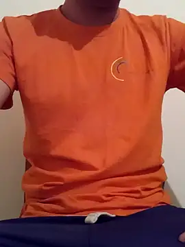 Rolandxxxr online show from January 24, 2025, 4:17 pm