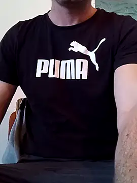 Rolandxxxr online show from February 5, 2025, 8:32 am