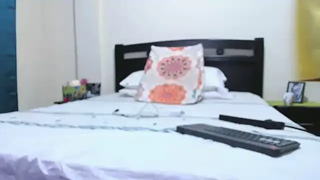 mara2020 69 online show from March 6, 2025, 12:09 pm