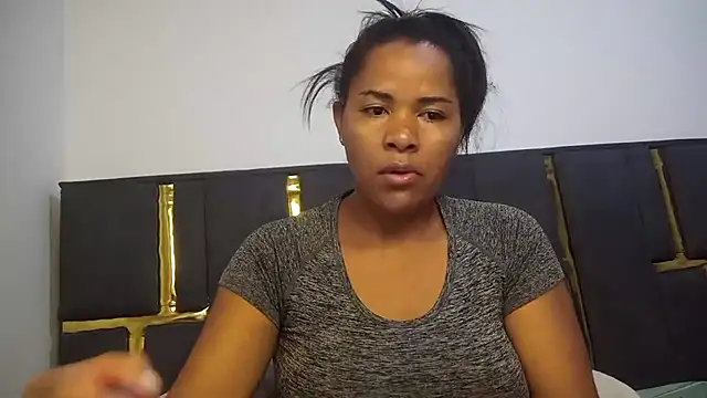 aleixane online show from November 30, 2025, 6:01 pm