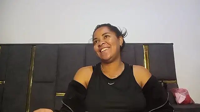 Snapshot of aleixane chatting on June 16, 2026, 6:10 pm aleixane online show from June 16, 2026, 6:10 pm