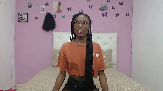 Snapshot of braguitashumedas chatting on October 5, 2025, 6:17 pm braguitashumedas online show from October 5, 2025, 6:17 pm