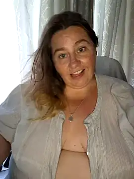 Iceprincess2bad4u online show from December 31, 2024, 3:20 pm