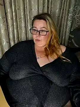 Iceprincess2bad4u online show from November 22, 2025, 7:02 pm