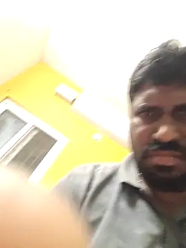 Snapshot of rameshmry1 chatting on April 6, 2026, 8:32 pm rameshmry1 online show from April 6, 2026, 8:32 pm