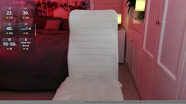 loving mia online show from April 22, 2026, 9:49 pm