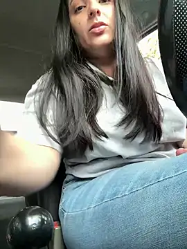 Snapshot of YummyAnna_ chatting on March 12, 2026, 8:37 pm YummyAnna online show from March 12, 2026, 8:37 pm