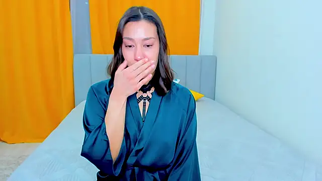 Snapshot of FieryHeart chatting on December 10, 2024, 8:05 pm FieryHeart online show from December 10, 2024, 8:05 pm