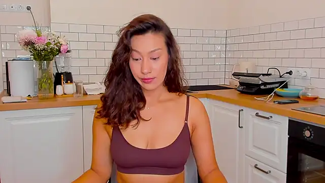 Snapshot of FieryHeart chatting on September 9, 2025, 2:38 pm FieryHeart online show from September 9, 2025, 2:38 pm