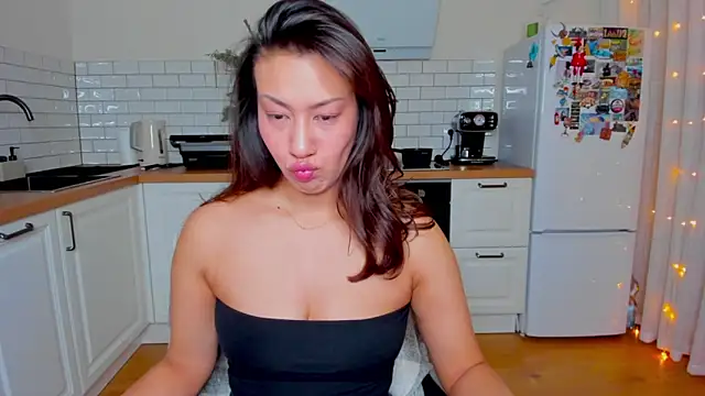 FieryHeart online show from February 5, 2026, 5:17 pm