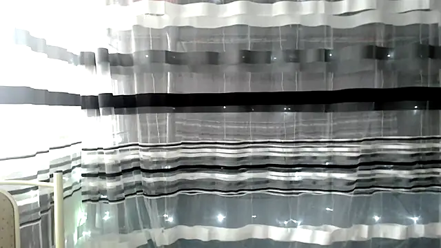 cold lollipop online show from January 15, 2025, 9:56 am