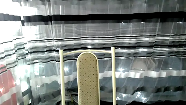 cold lollipop online show from February 11, 2025, 7:44 am