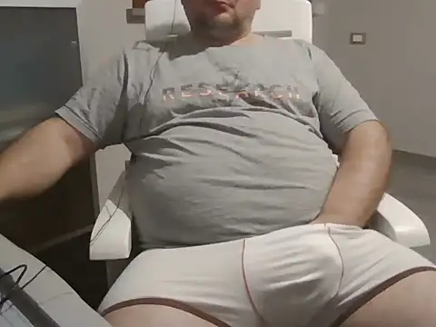 iron boy80 online show from March 5, 2026, 10:28 pm