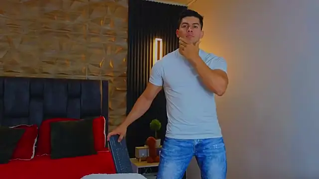 FelipeAndMarcello3 online show from March 14, 2025, 10:38 pm